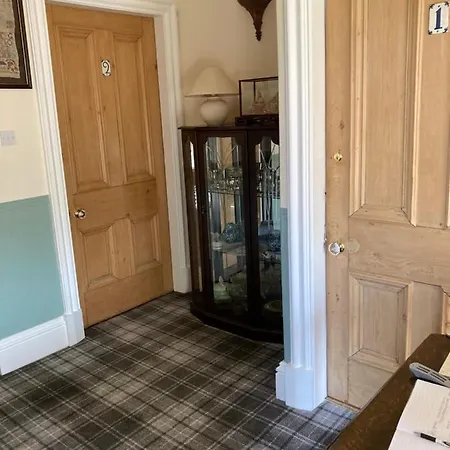 Thornsgill House 4* אסקריג