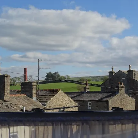 索恩斯吉尔住宿加早餐旅馆 住宿加早餐酒店 阿斯克里格